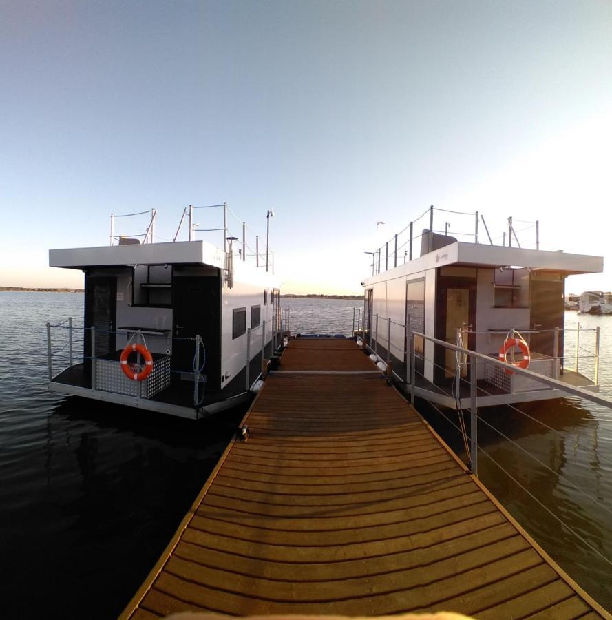 Houseboat Arka 1 - Domki Na Wodzie, Rower Wodny, Wifi, Parking Mielno  Exterior photo
