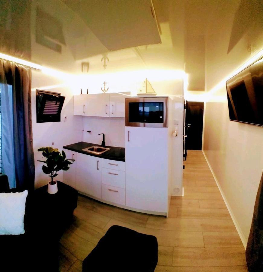 Houseboat Arka 1 - Domki Na Wodzie, Rower Wodny, Wifi, Parking Mielno  Exterior photo