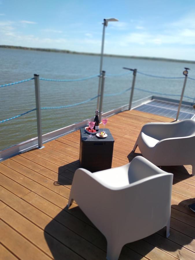 Houseboat Arka 1 - Domki Na Wodzie, Rower Wodny, Wifi, Parking Mielno  Exterior photo