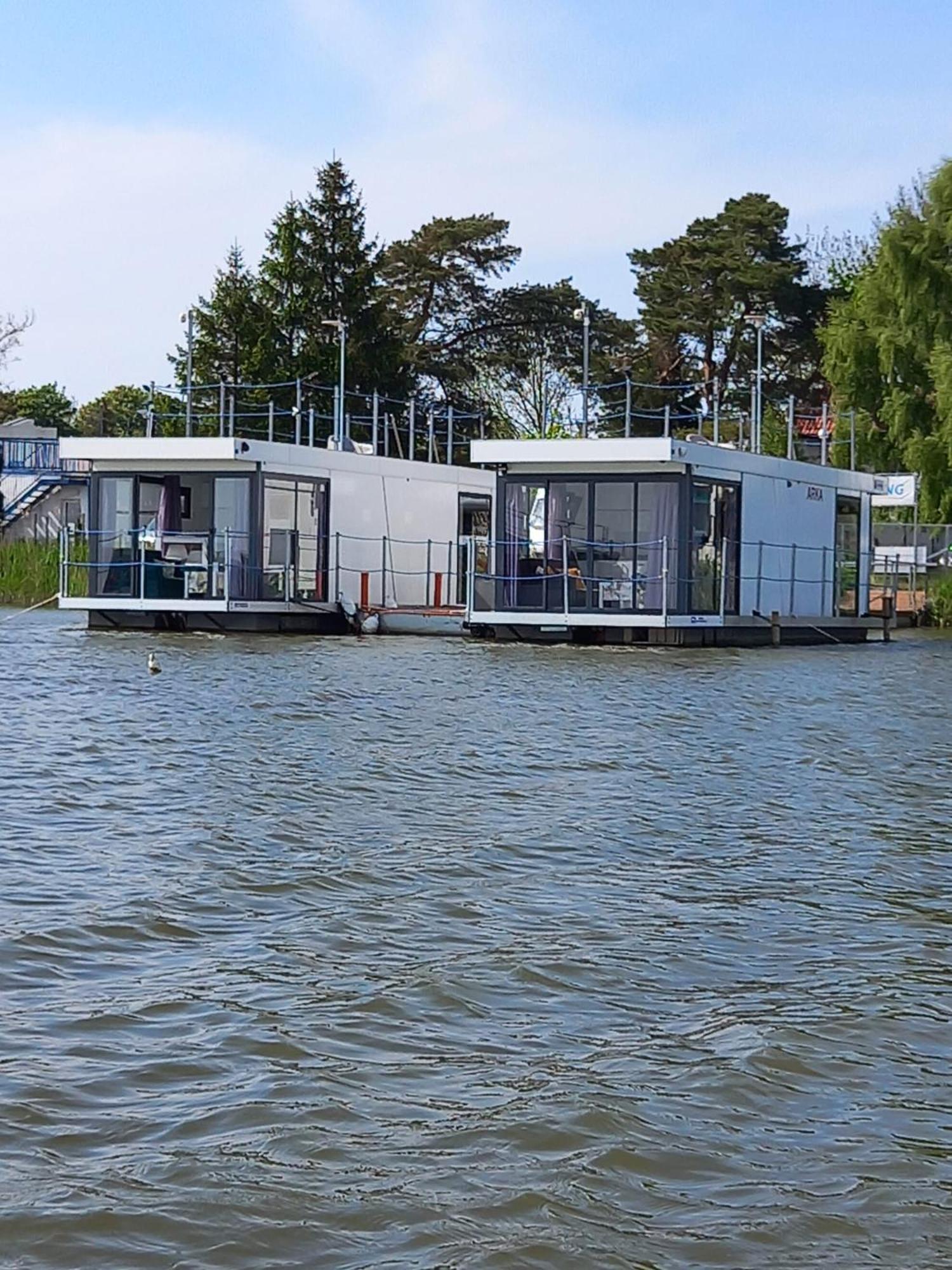 Houseboat Arka 1 - Domki Na Wodzie, Rower Wodny, Wifi, Parking Mielno  Exterior photo
